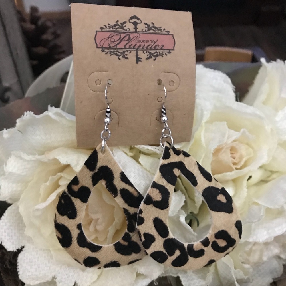 Plunder Leather Earrings
